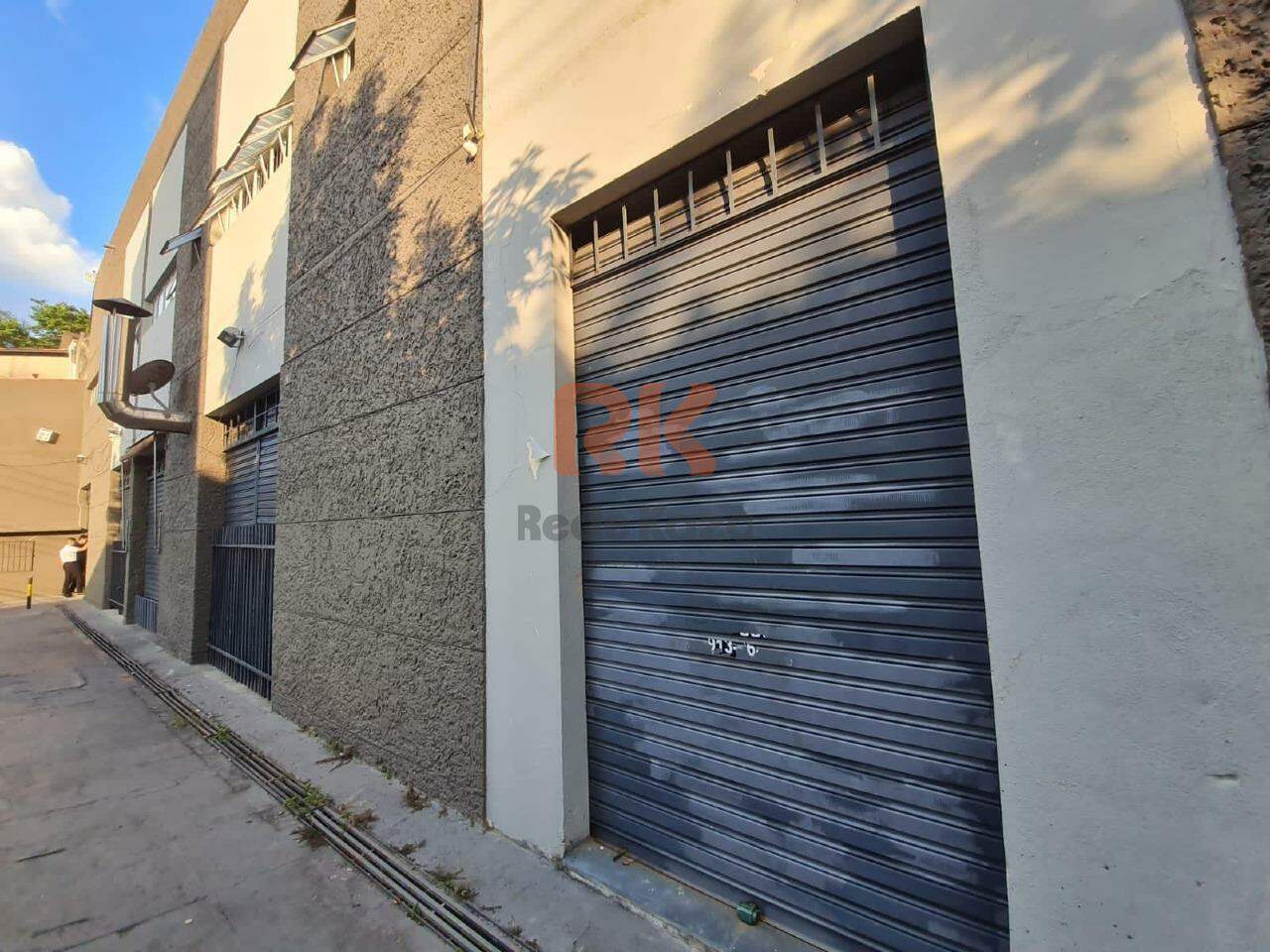 Ponto Comercial à venda no Santa Terezinha: 