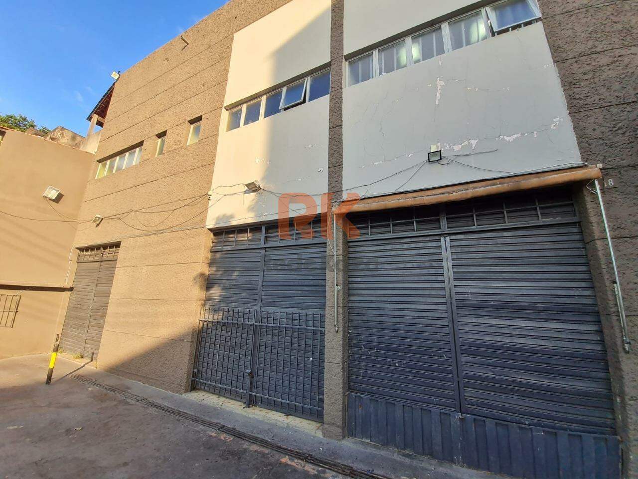 Ponto Comercial à venda no Santa Terezinha: 