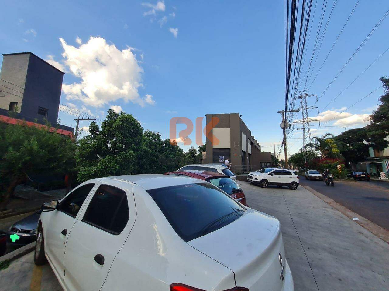 Ponto Comercial à venda no Santa Terezinha: 