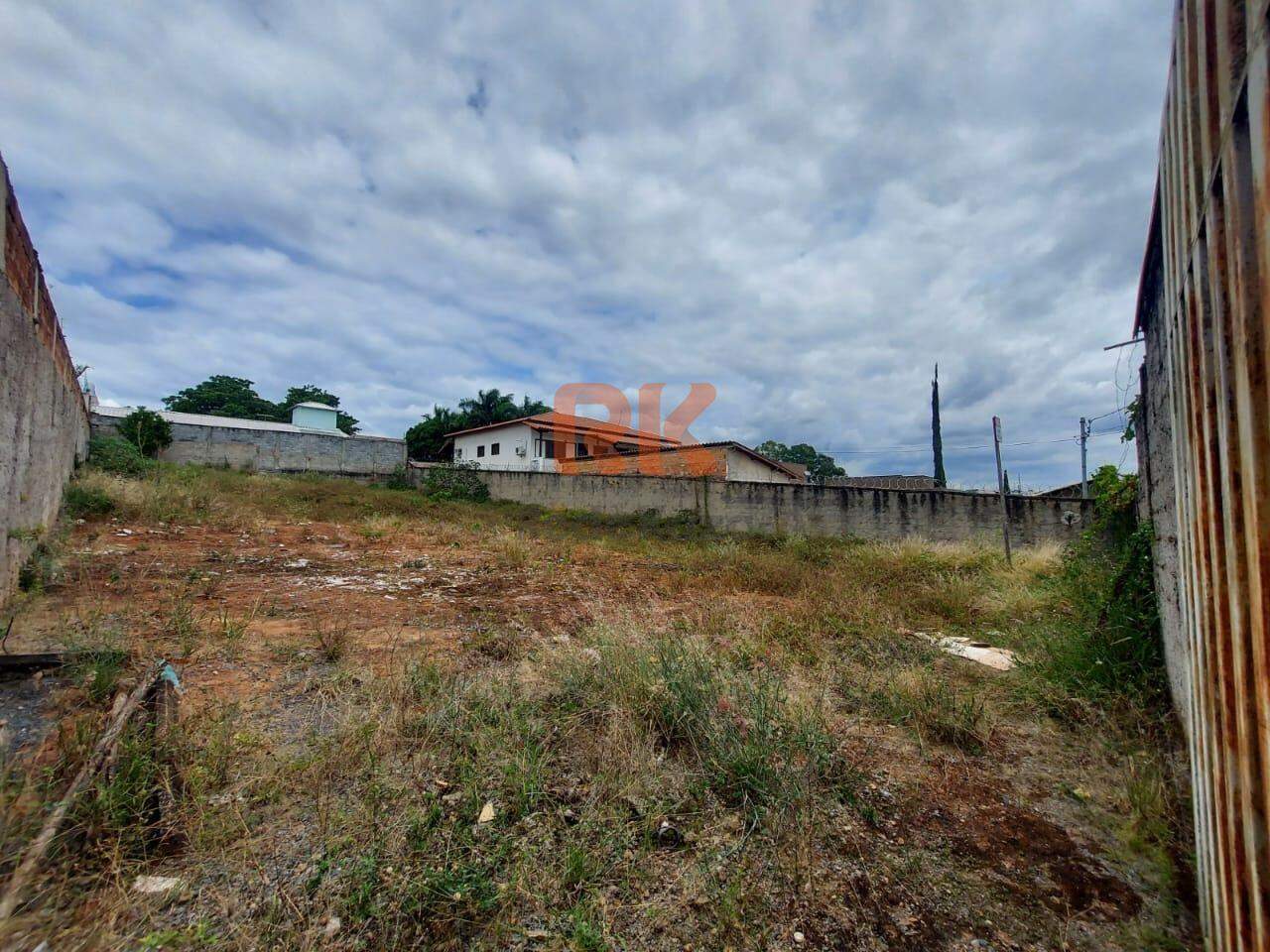 Terreno / Área à venda no Bandeirantes: 