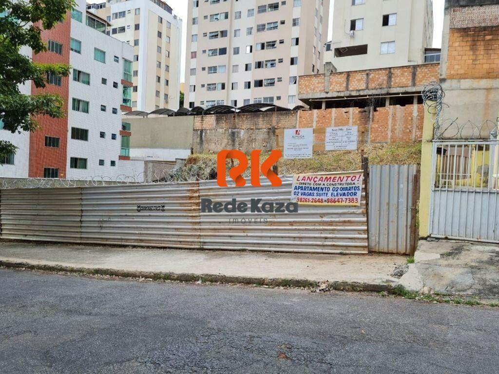 Cobertura à venda no Manacás: 