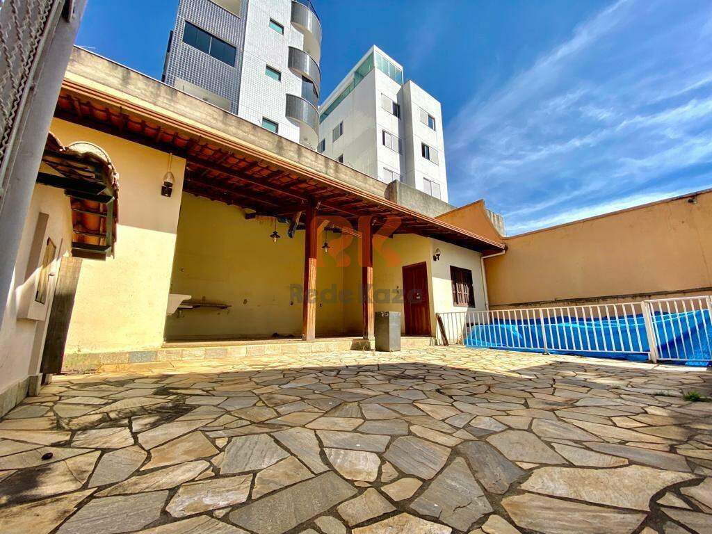 Casa à venda no Palmares: 