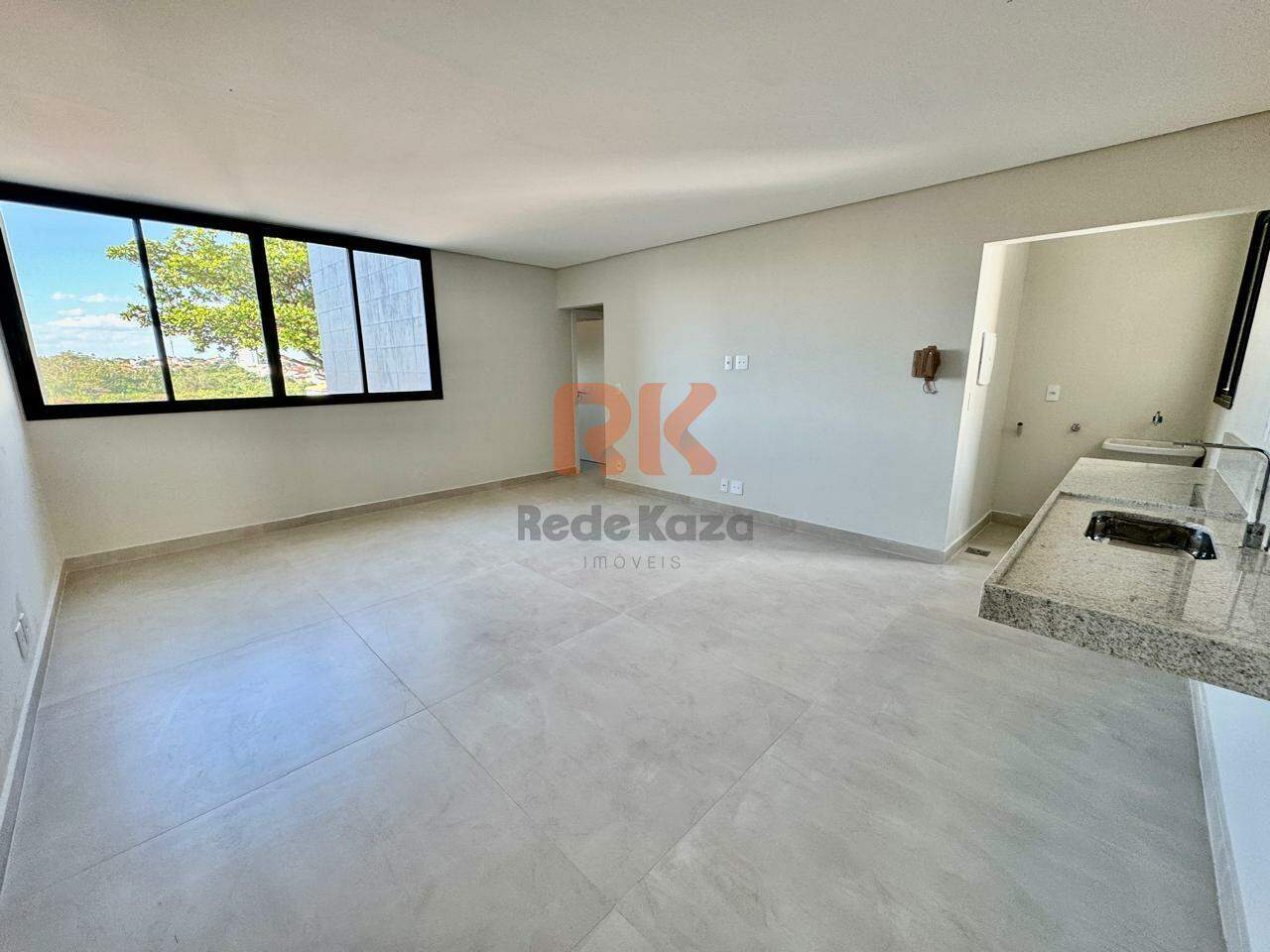 Apartamento à venda no Itapoã: 