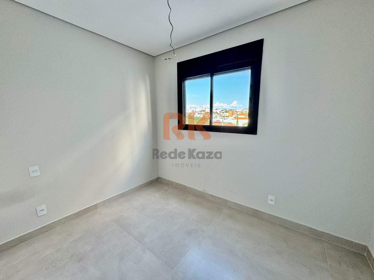 Apartamento à venda no Itapoã: 