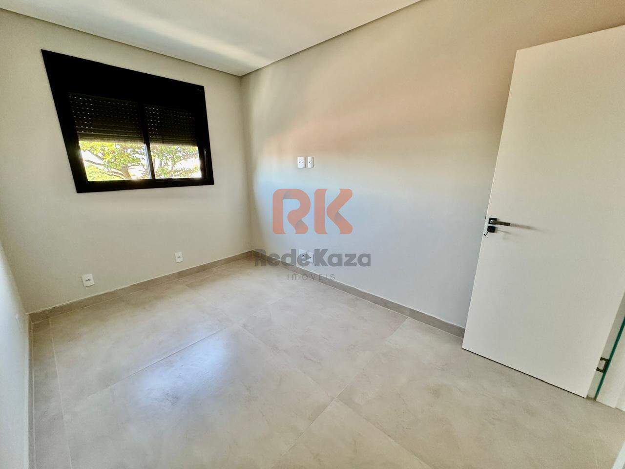 Apartamento à venda no Itapoã: 