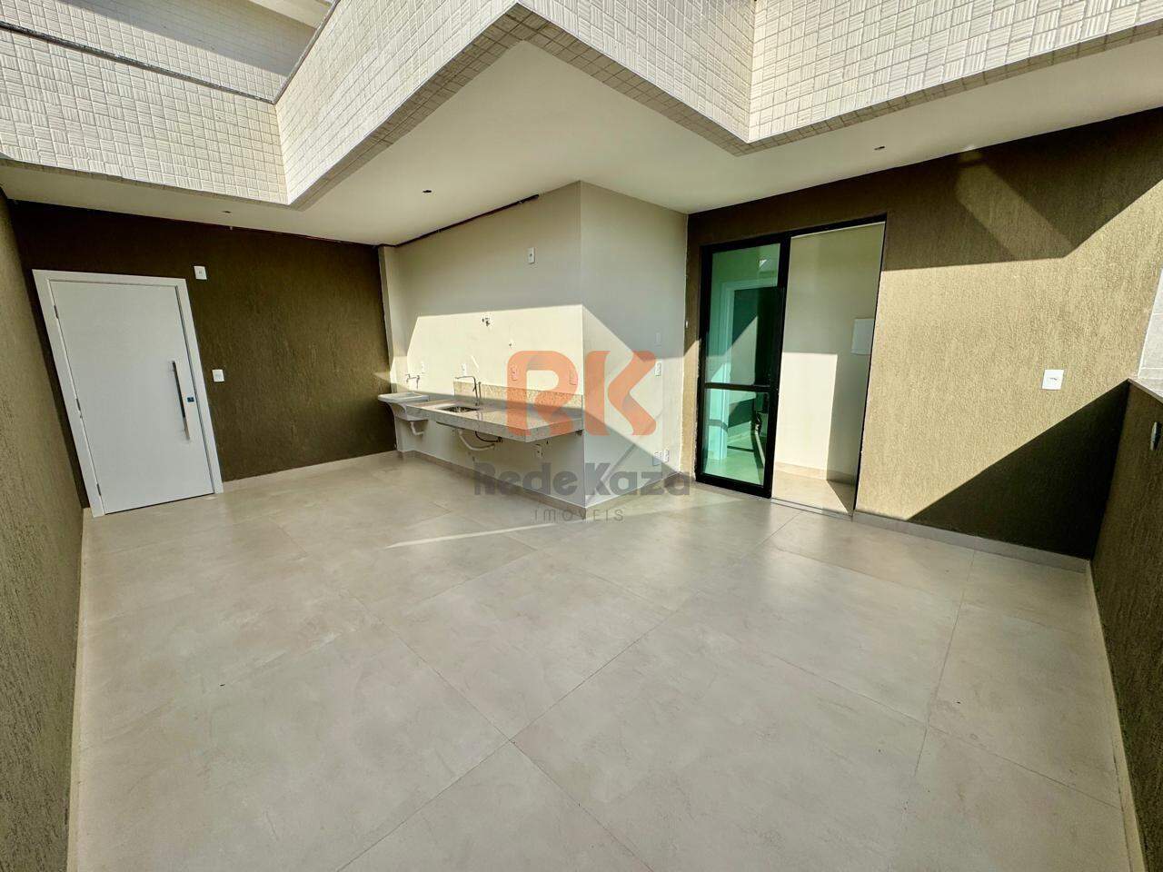 Cobertura à venda no Itapoã: 