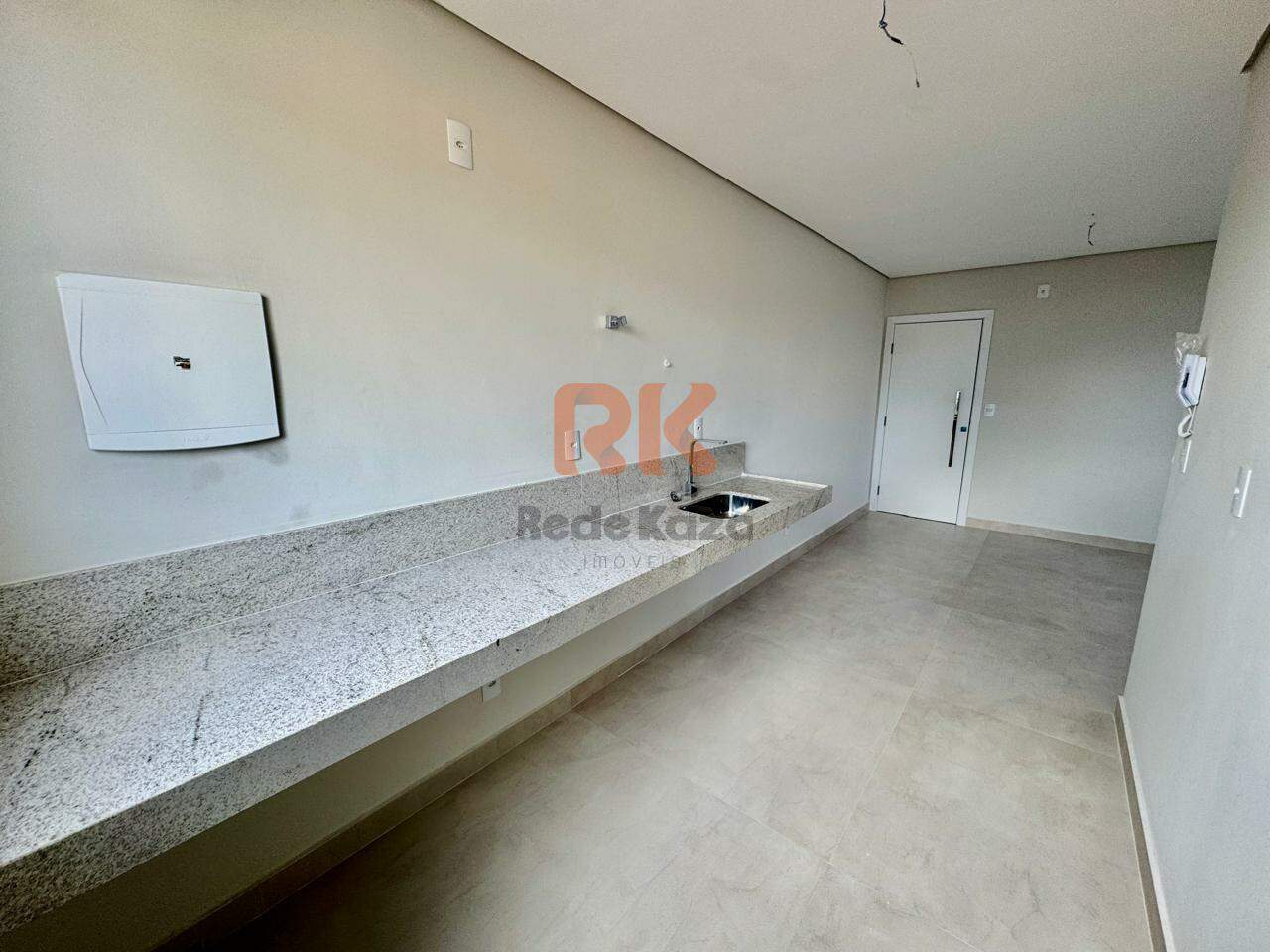 Cobertura à venda no Itapoã: 