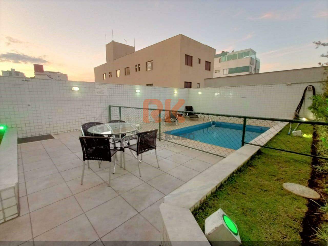 Cobertura à venda no Palmares: 