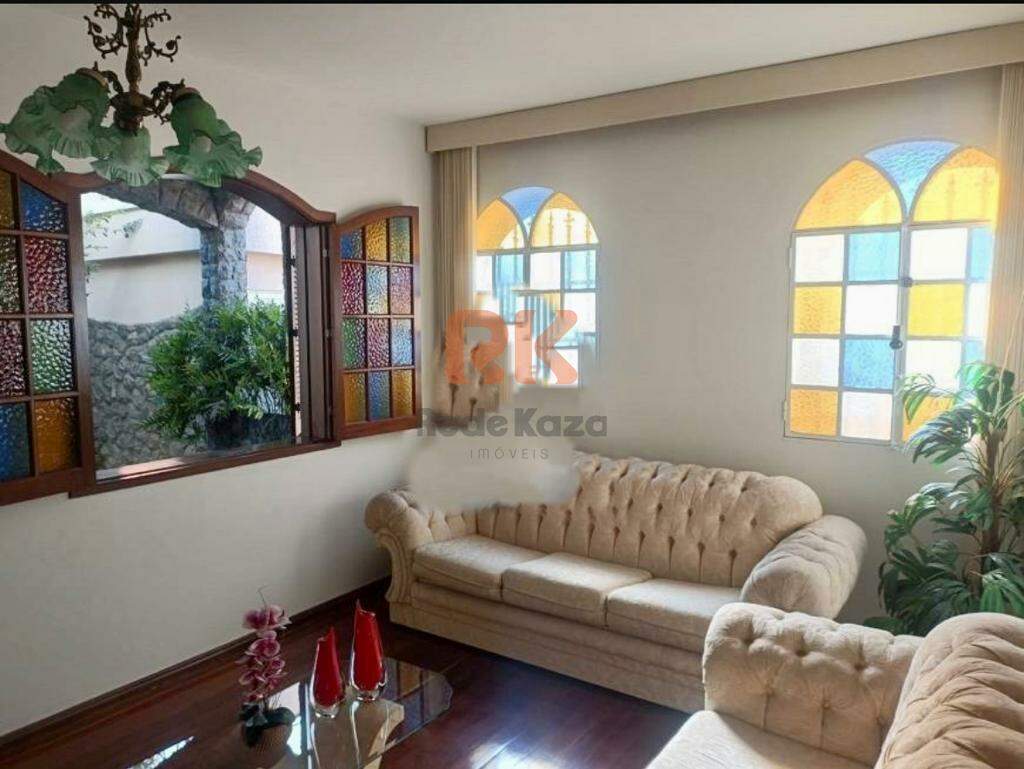 Casa à venda no Alípio de Melo: 