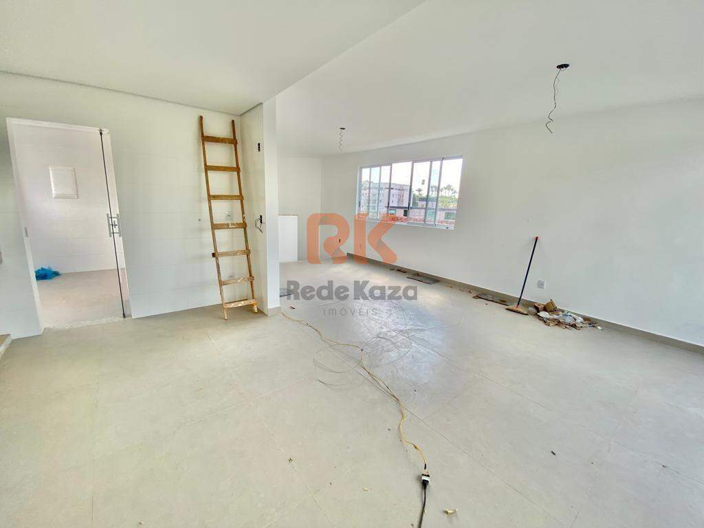 Cobertura à venda no Santa Rosa: 