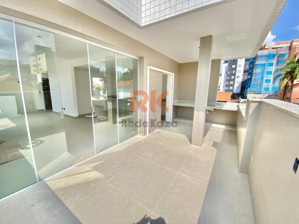 Cobertura à venda no Santa Rosa: 