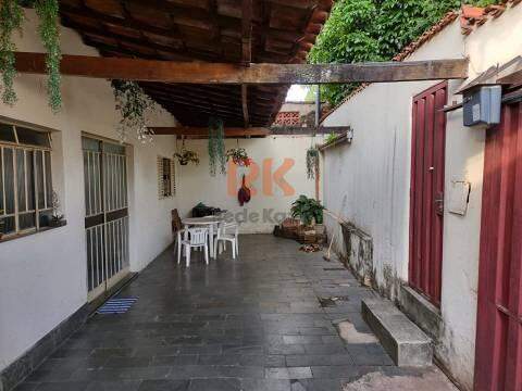 Casa à venda no Santa Terezinha: 