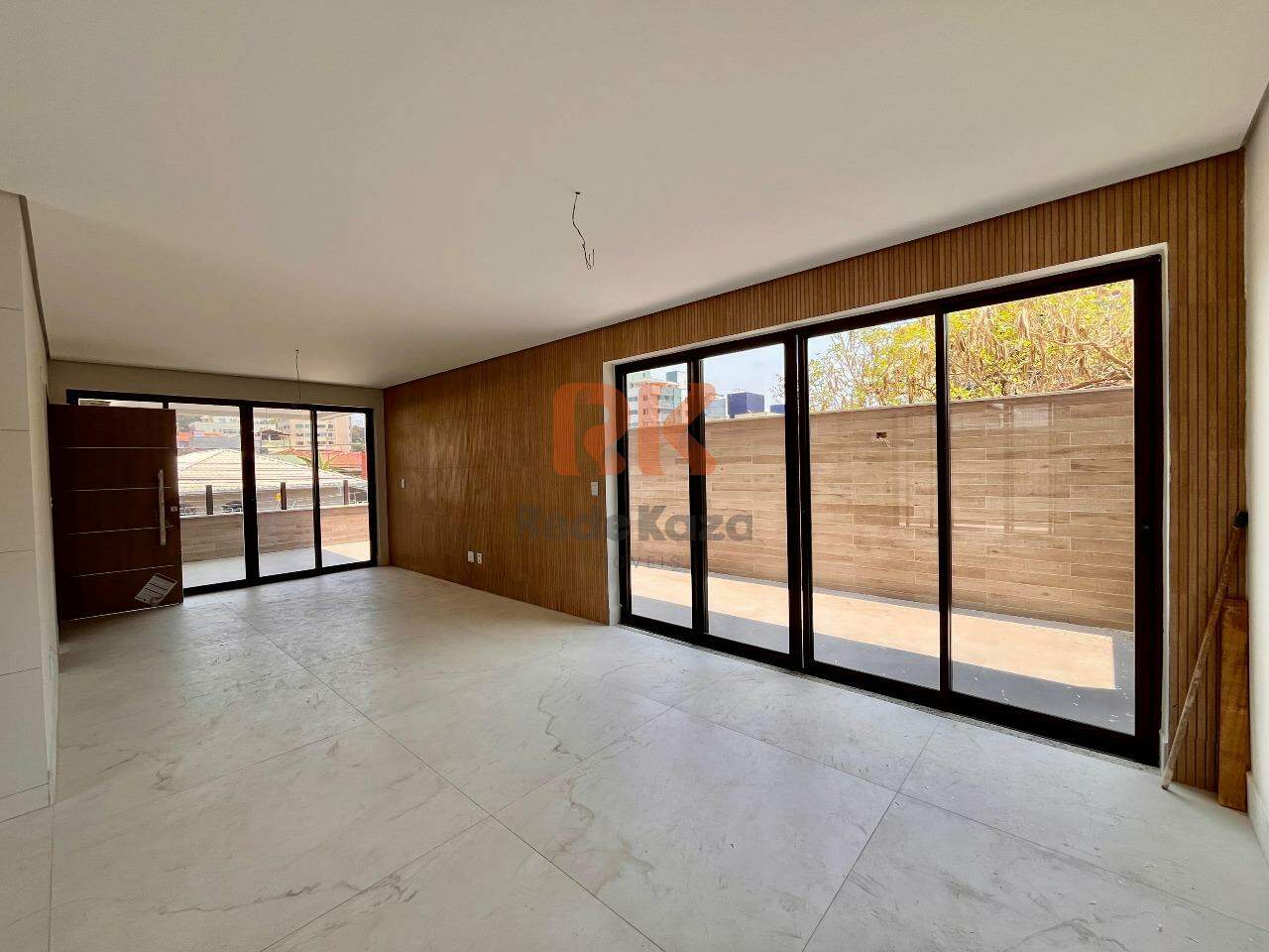 Área privativa à venda no Jaraguá: 