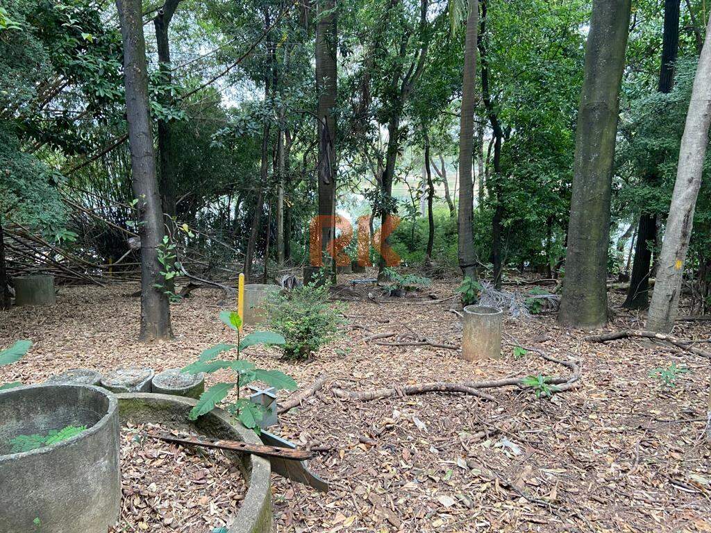 Lote à venda no Bandeirantes: 