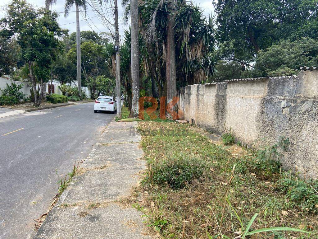 Lote à venda no Bandeirantes: 