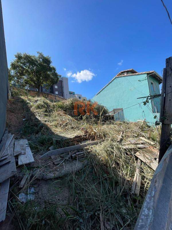 Lote à venda no Arvoredo 2ª Seção: 