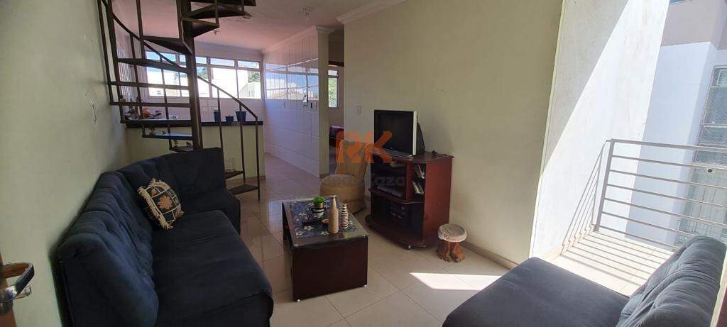 Cobertura à venda no Arvoredo: 