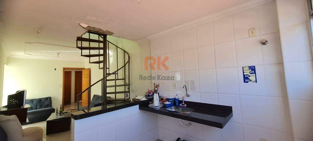 Cobertura à venda no Arvoredo: 