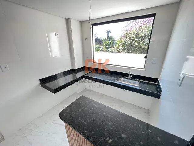 Cobertura à venda no Santa Branca: 