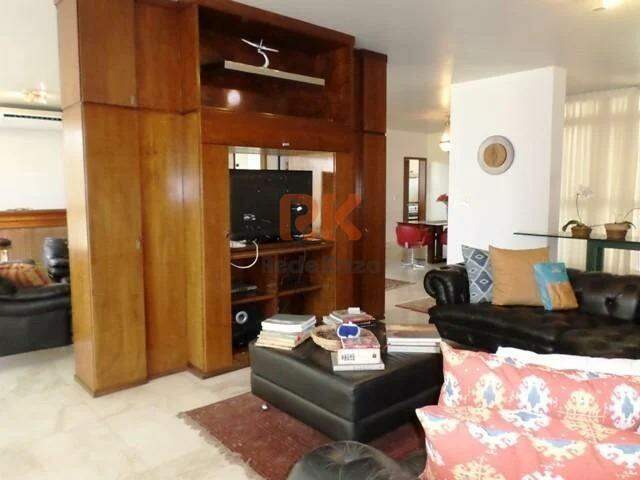 Casa à venda no Garças: 