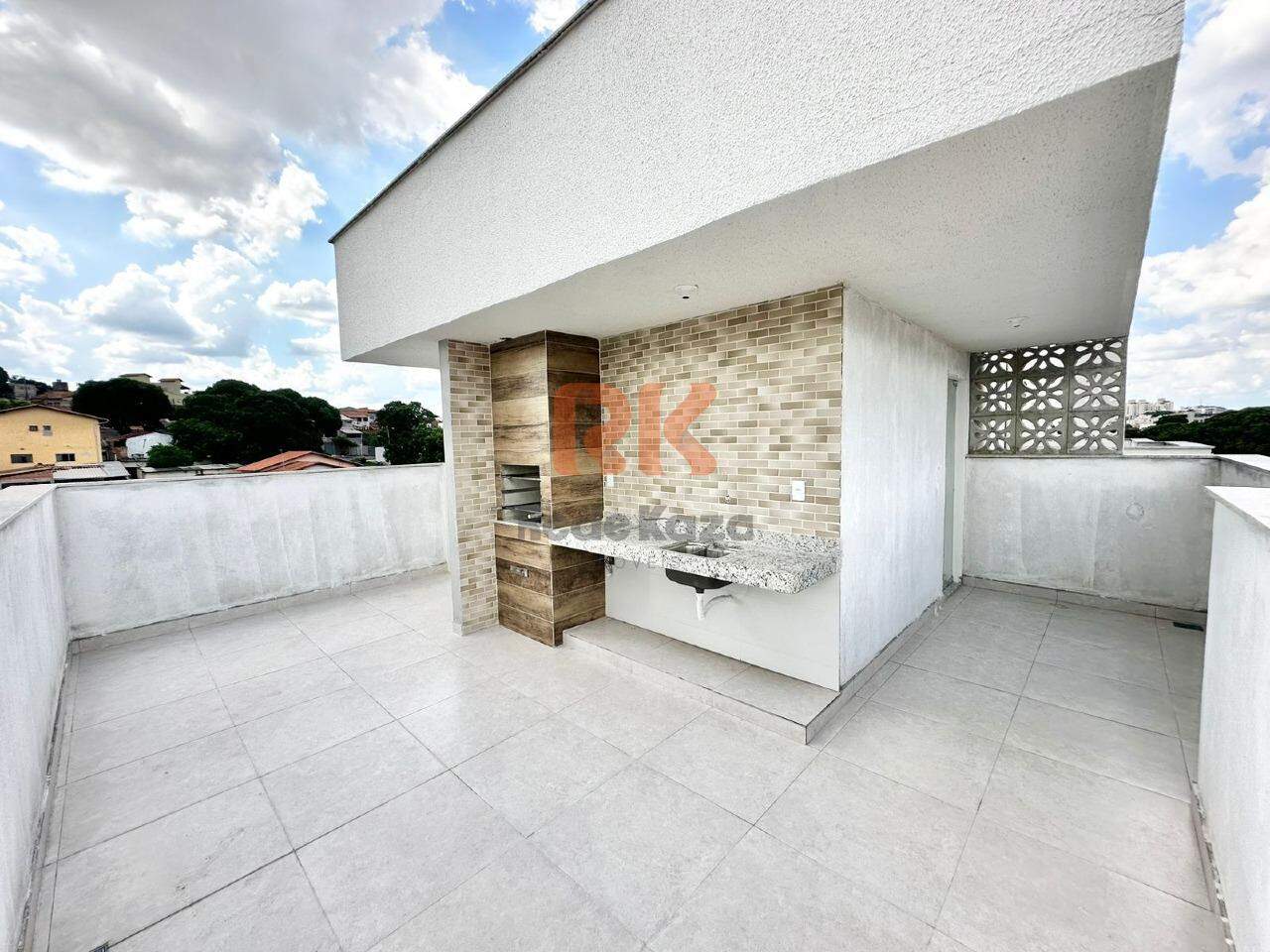 Cobertura à venda no Santa Amélia: 