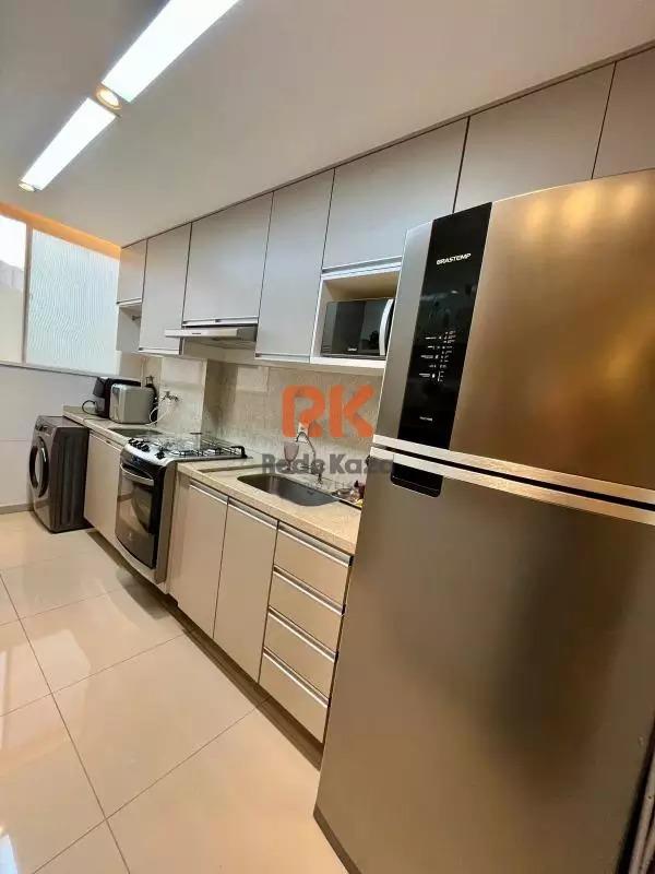 Apartamento à venda no Cabral: 