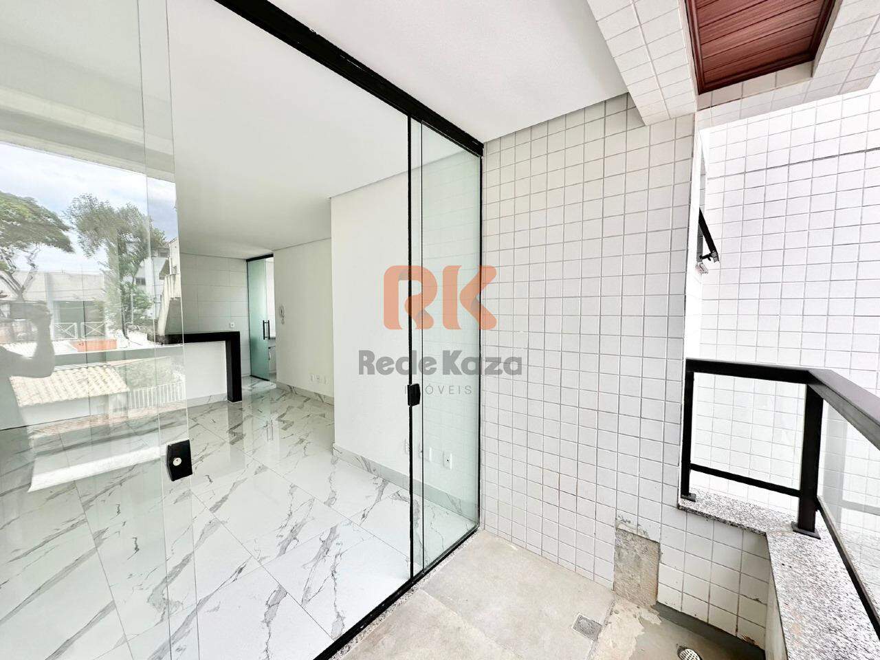 Apartamento à venda no Itapoã: 