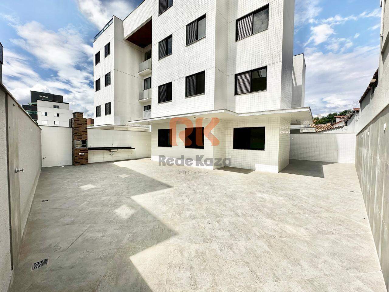 Área privativa à venda no Itapoã: 