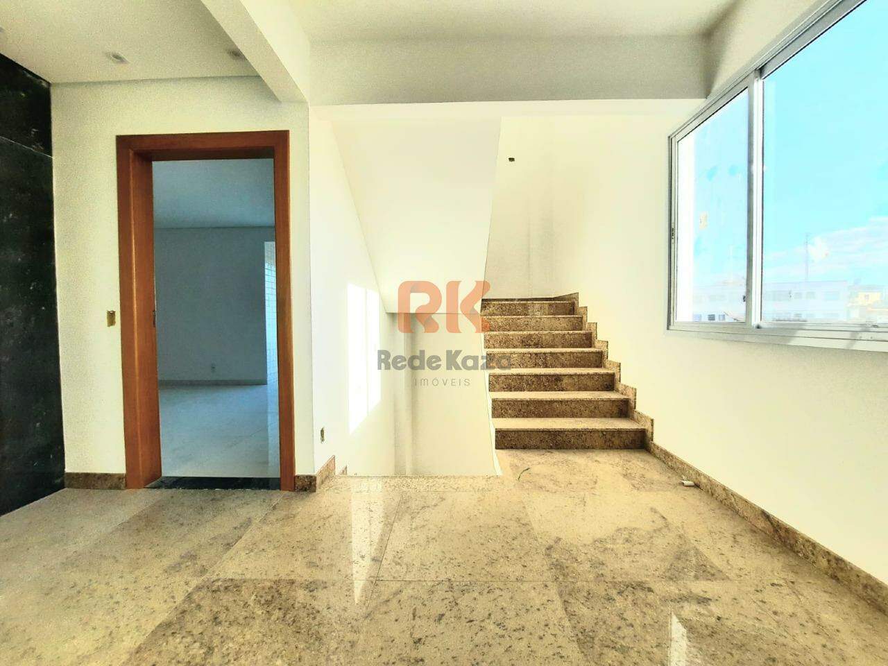 Cobertura à venda no Novo Eldorado: 