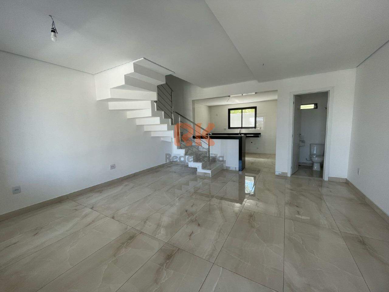 Casa geminada à venda no Cabral: 