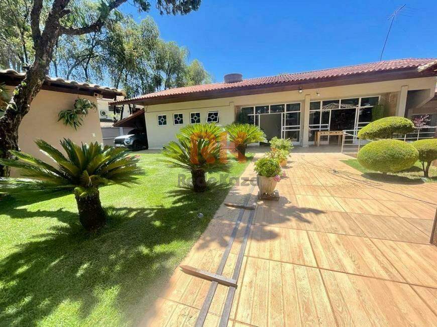 Casa à venda no Bandeirantes: 