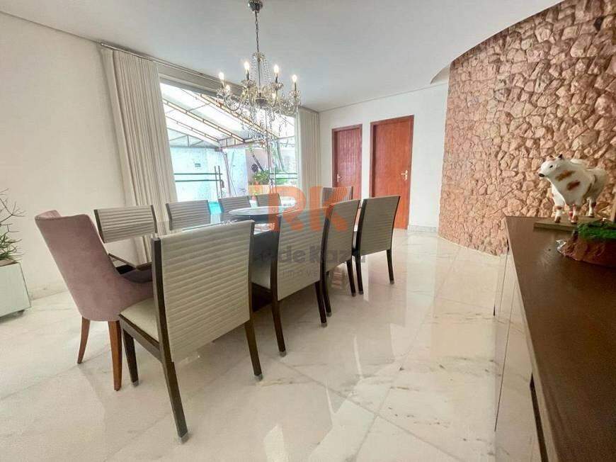 Casa à venda no Bandeirantes: 