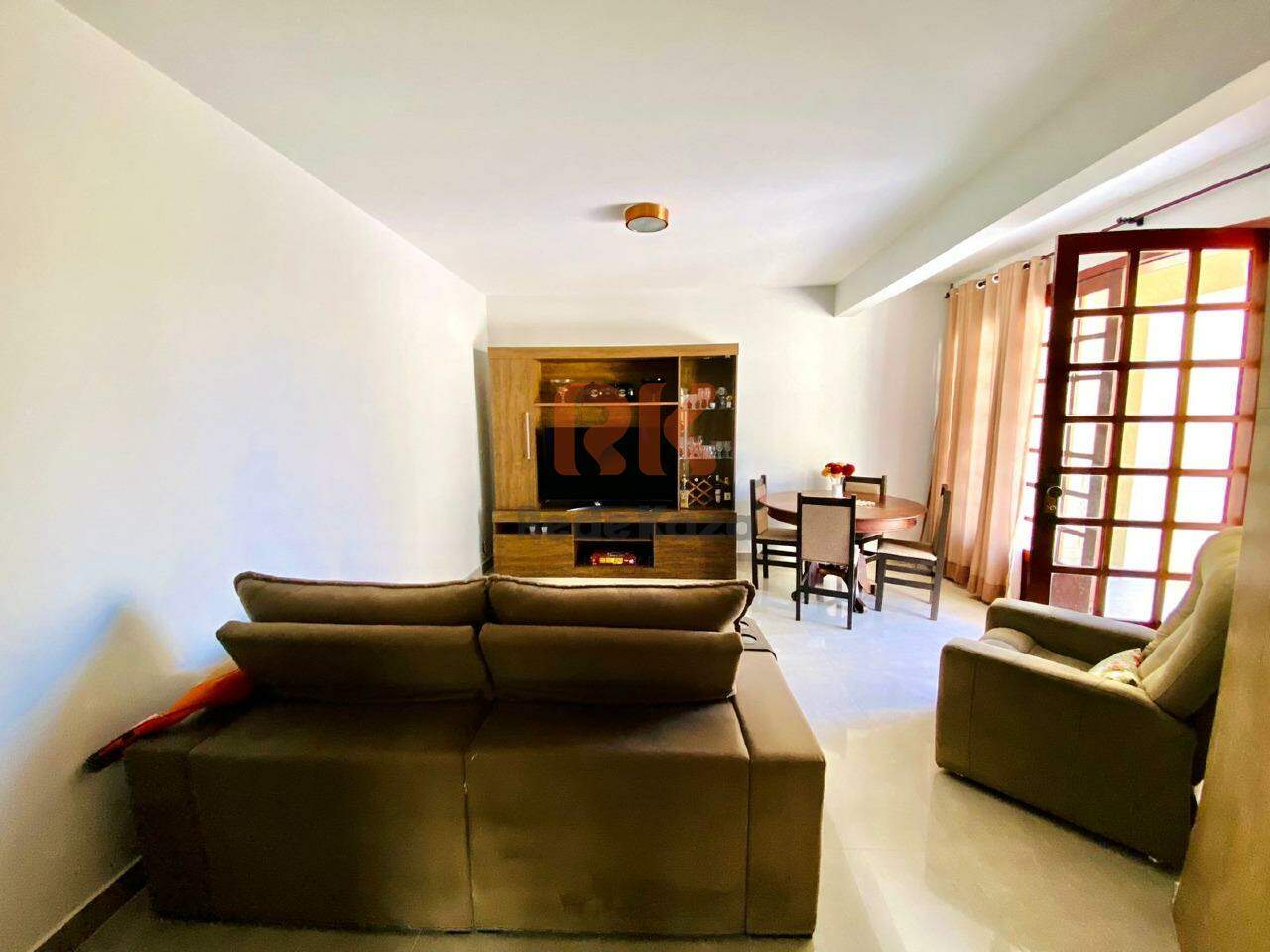 Casa à venda no Palmares: 