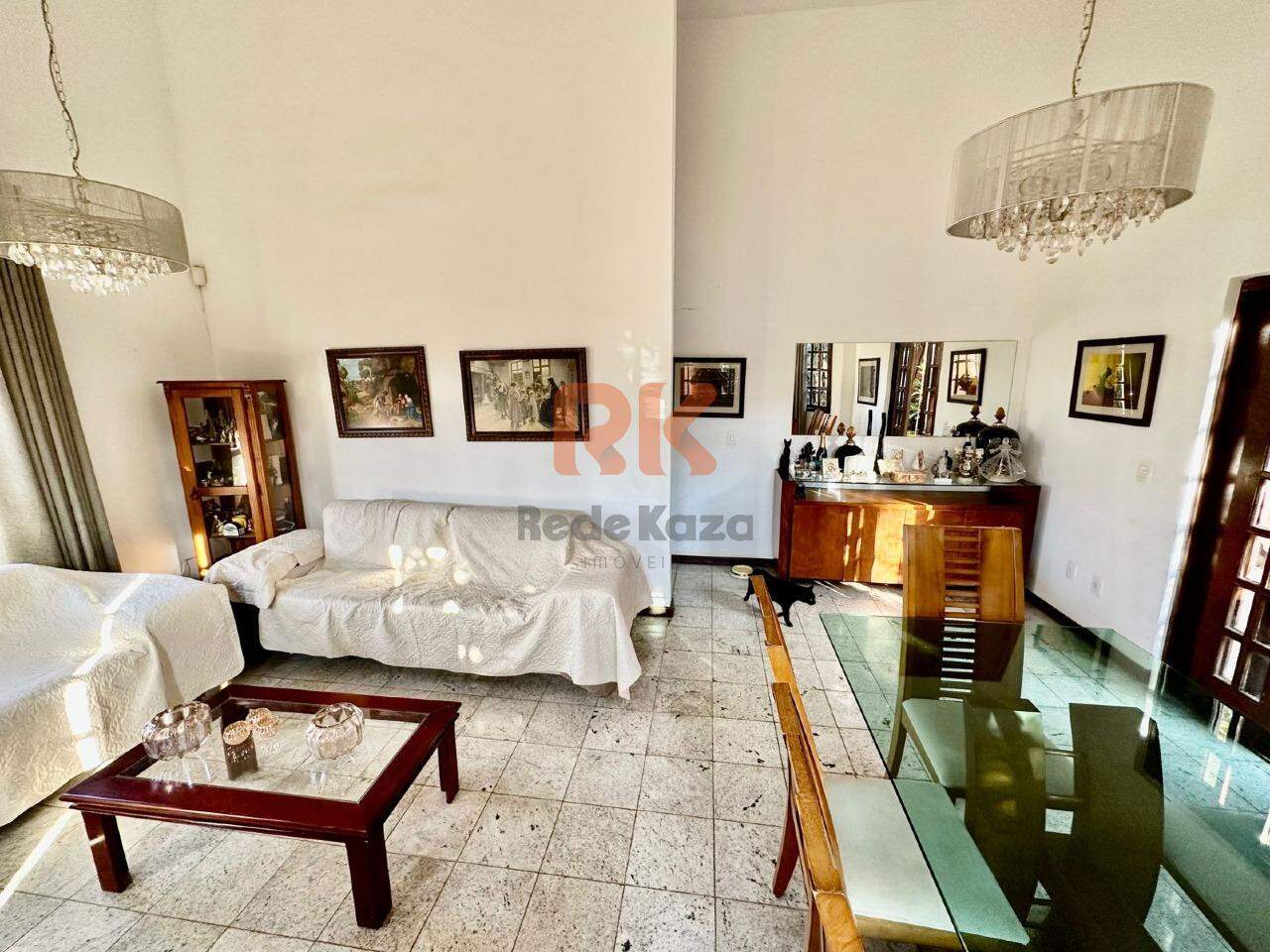 Casa à venda no Bandeirantes: 