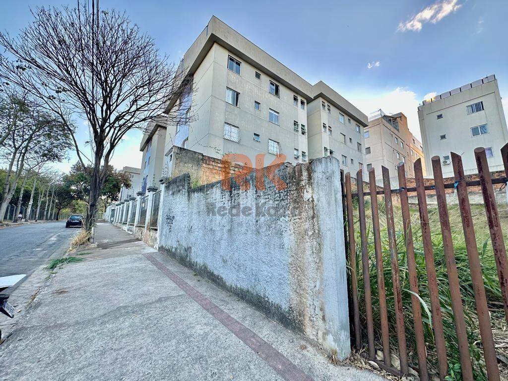 Lote à venda no Santa Rosa: 