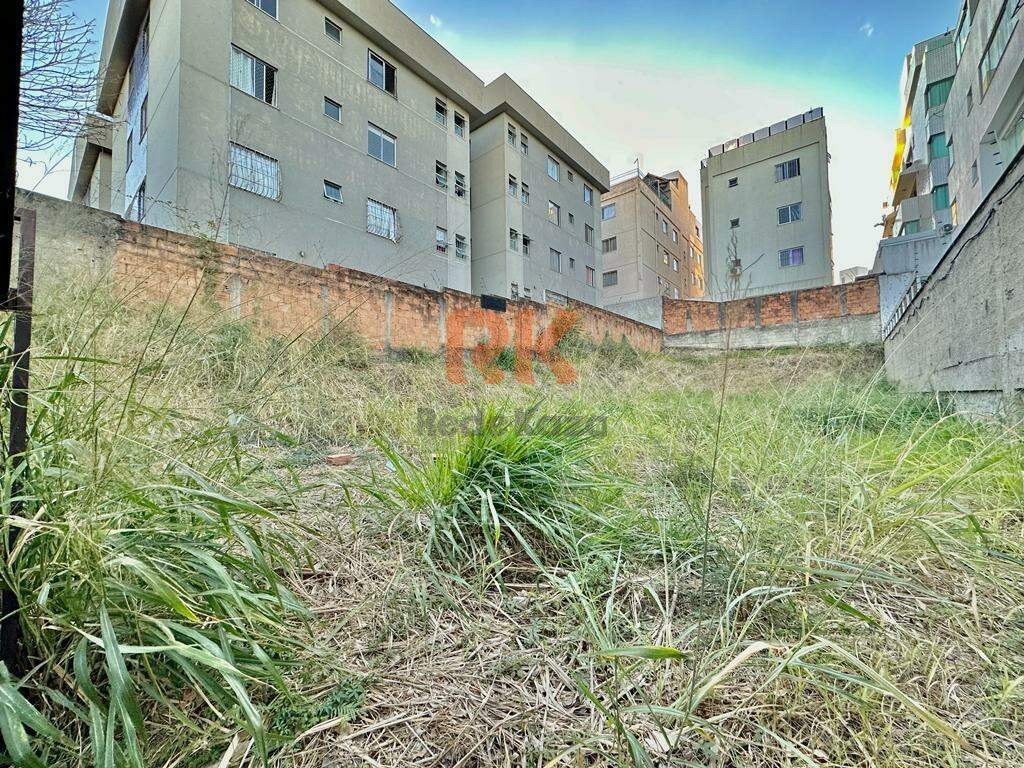 Lote à venda no Santa Rosa: 