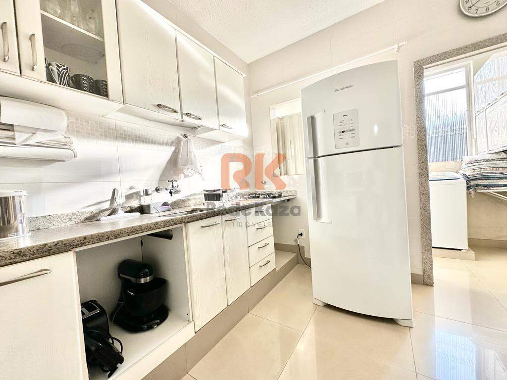 Casa à venda no Planalto: 