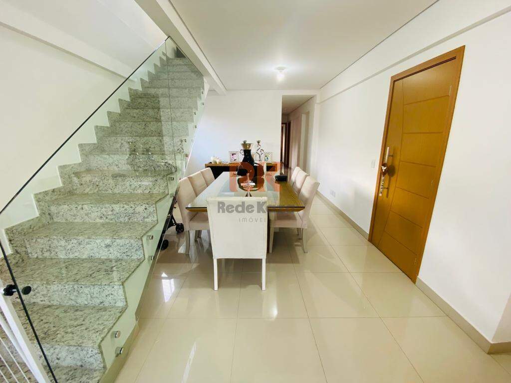 Cobertura à venda no Cabral: 