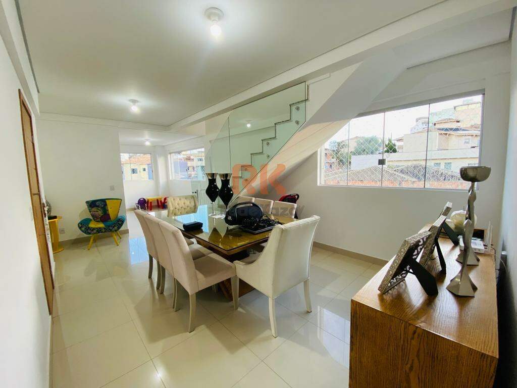 Cobertura à venda no Cabral: 