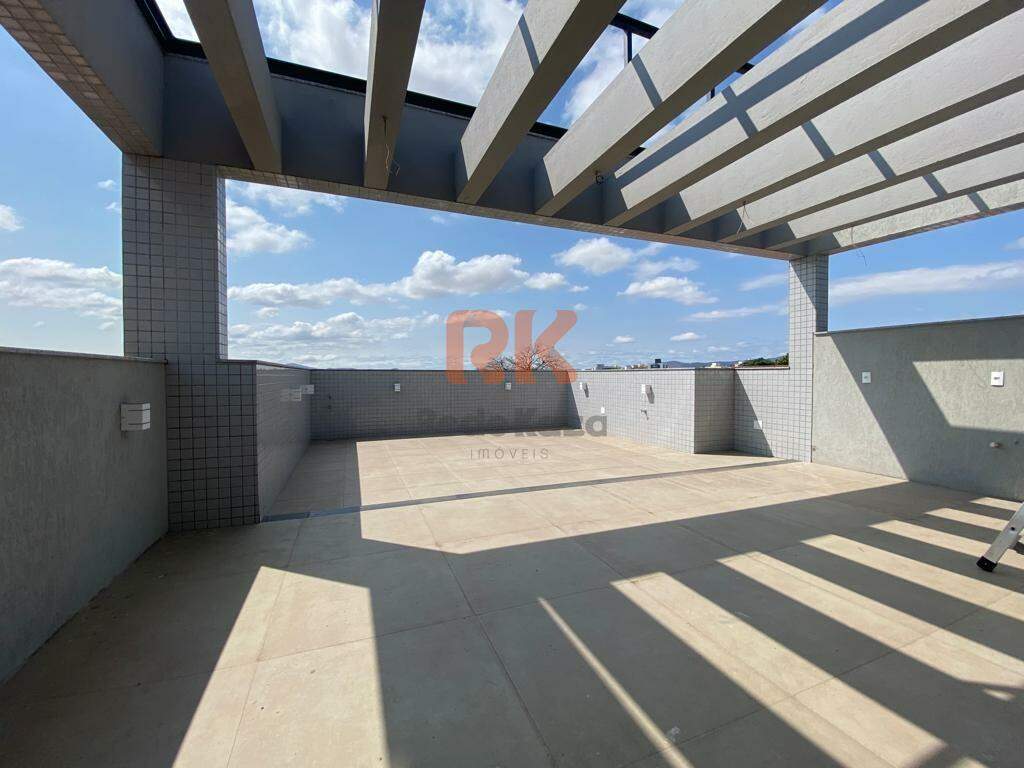 Cobertura à venda no Santa Rosa: 