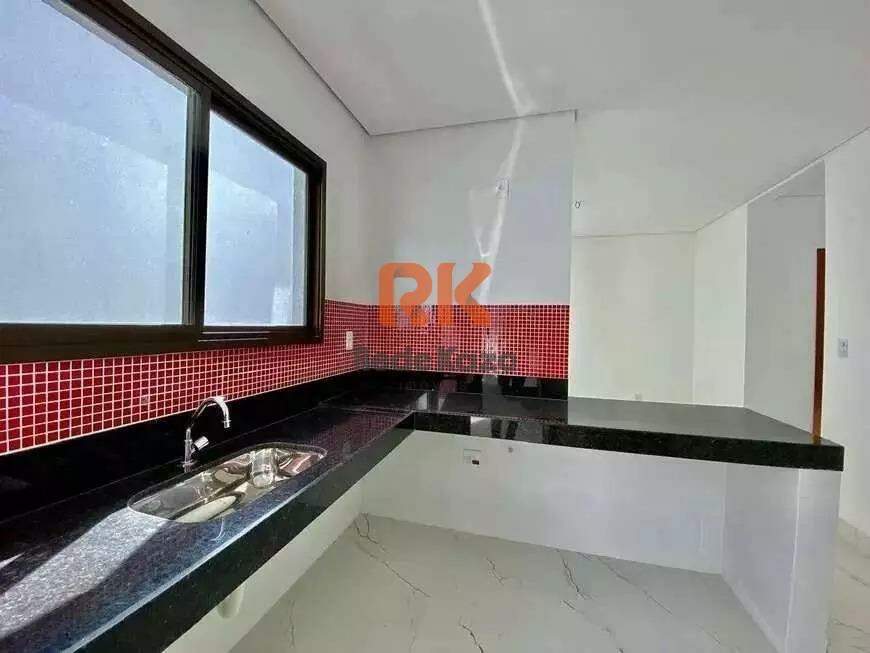 Casa à venda no Trevo: 