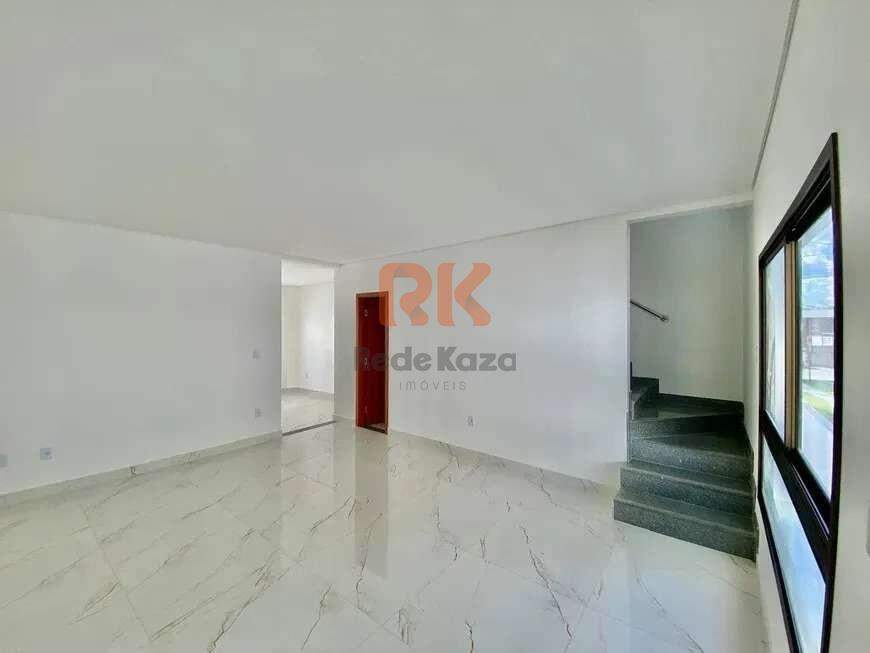 Casa à venda no Trevo: 