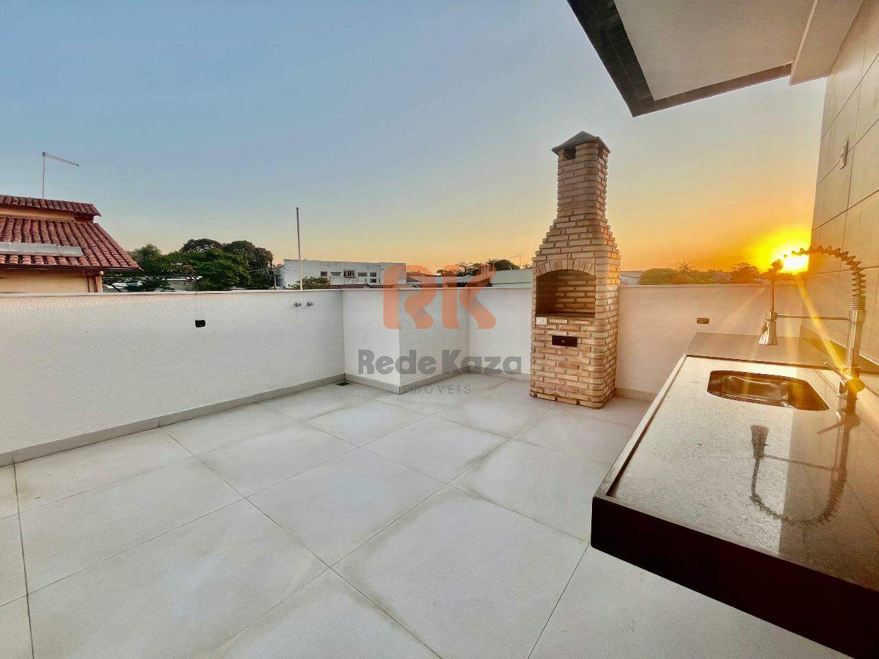 Cobertura à venda no Itapoã: 