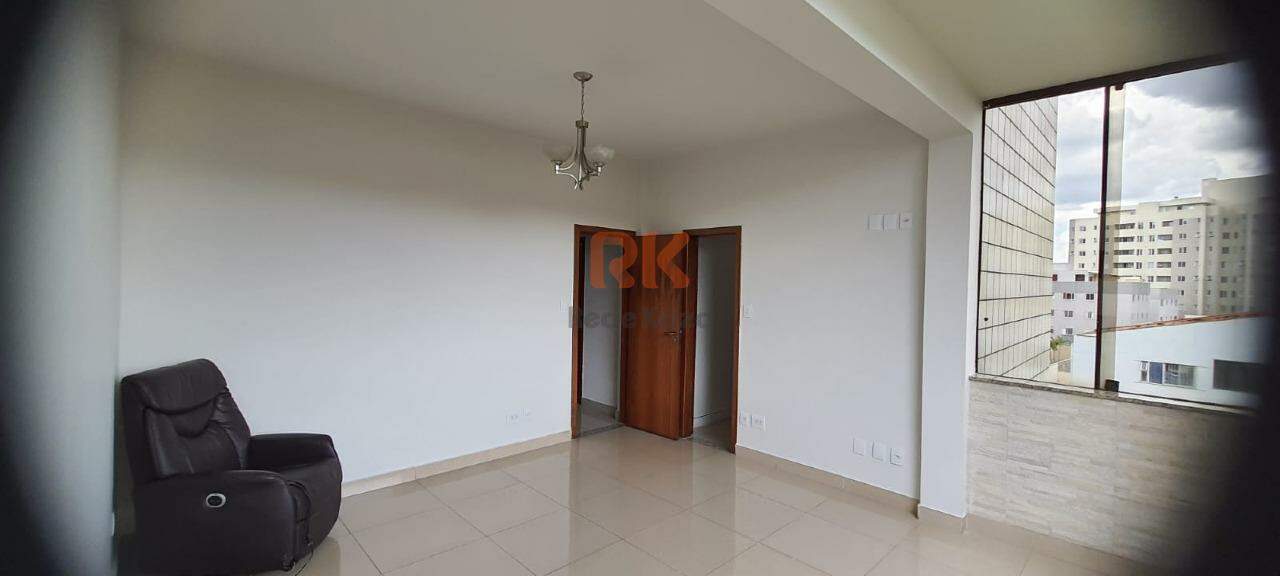 Apartamento à venda no Castelo: 