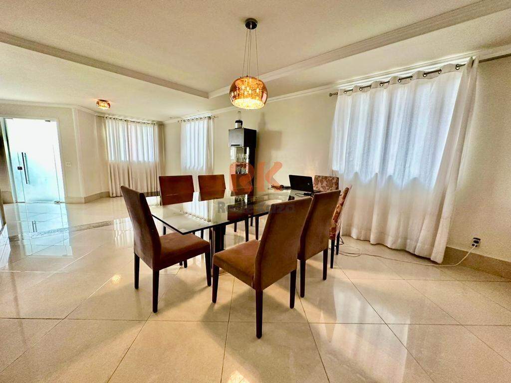 Casa à venda no Cabral: 