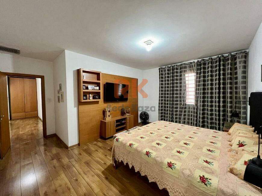 Casa para aluguel no Castelo: 