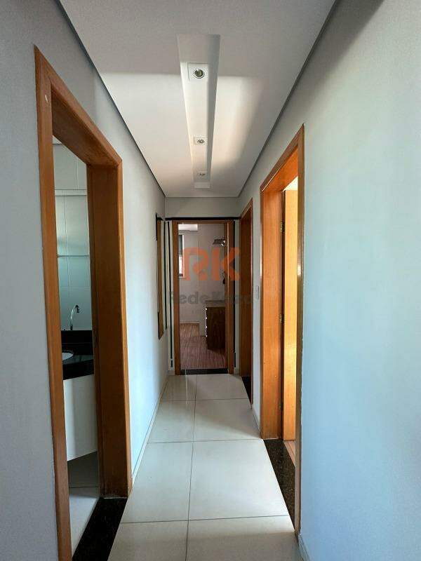 Apartamento à venda no Cabral: 