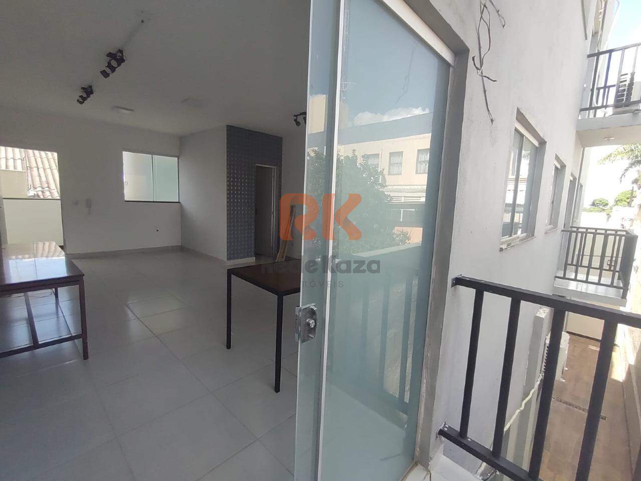 Sala para aluguel no Santa Rosa: 