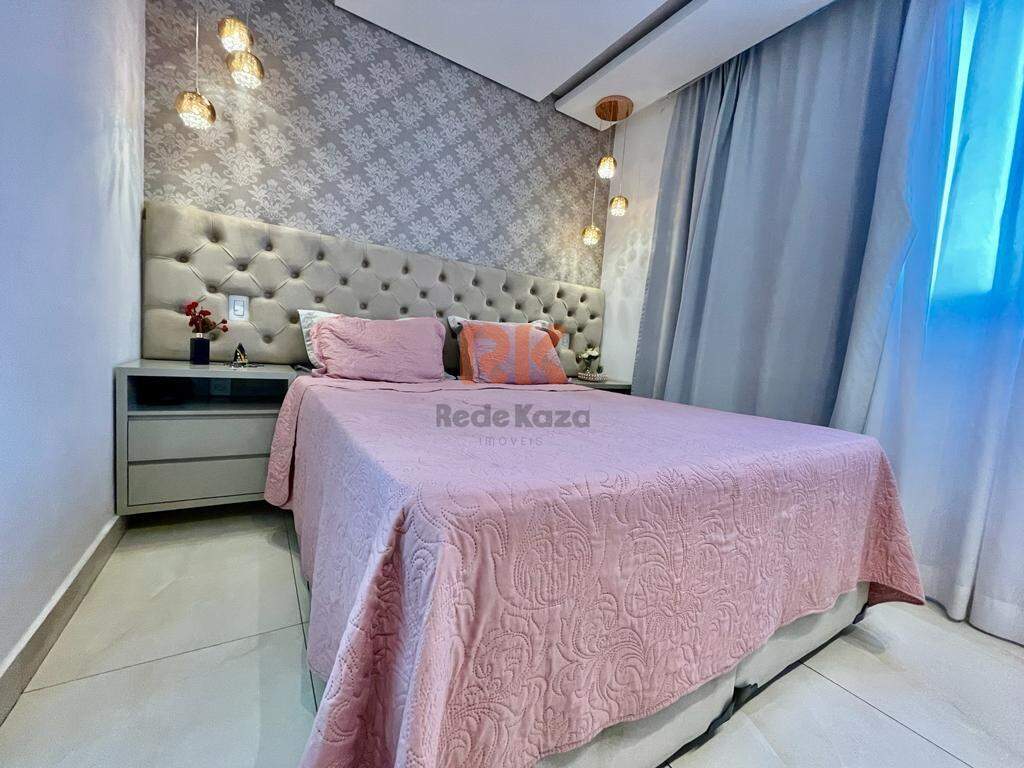 Casa geminada à venda no Cabral: 