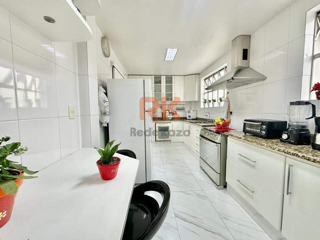 Cobertura à venda no Dona Clara: 